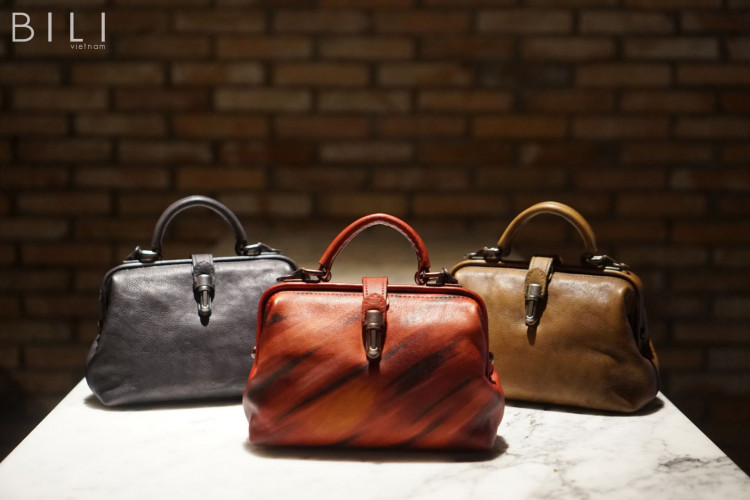 Chọn t&uacute;i x&aacute;ch hợp mệnh gi&uacute;p tiền t&agrave;i rủng rỉnh v&agrave; c&oacute; th&ecirc;m nhiều may mắn